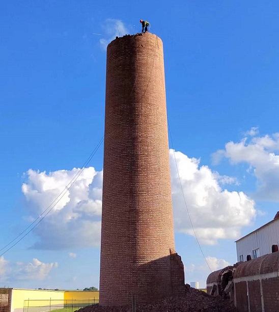 1740734535366927.jpg 47ef3f3f42f50ea787b01be11e5b8af.jpg